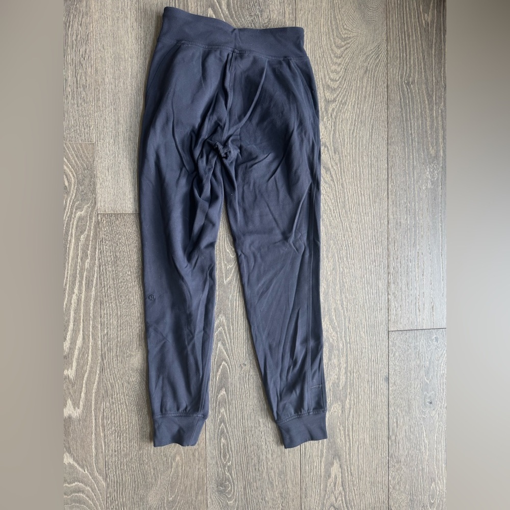 Lululemon Ready To Rulu Pant in Inkwell Size 2 - Picture 4 of 5